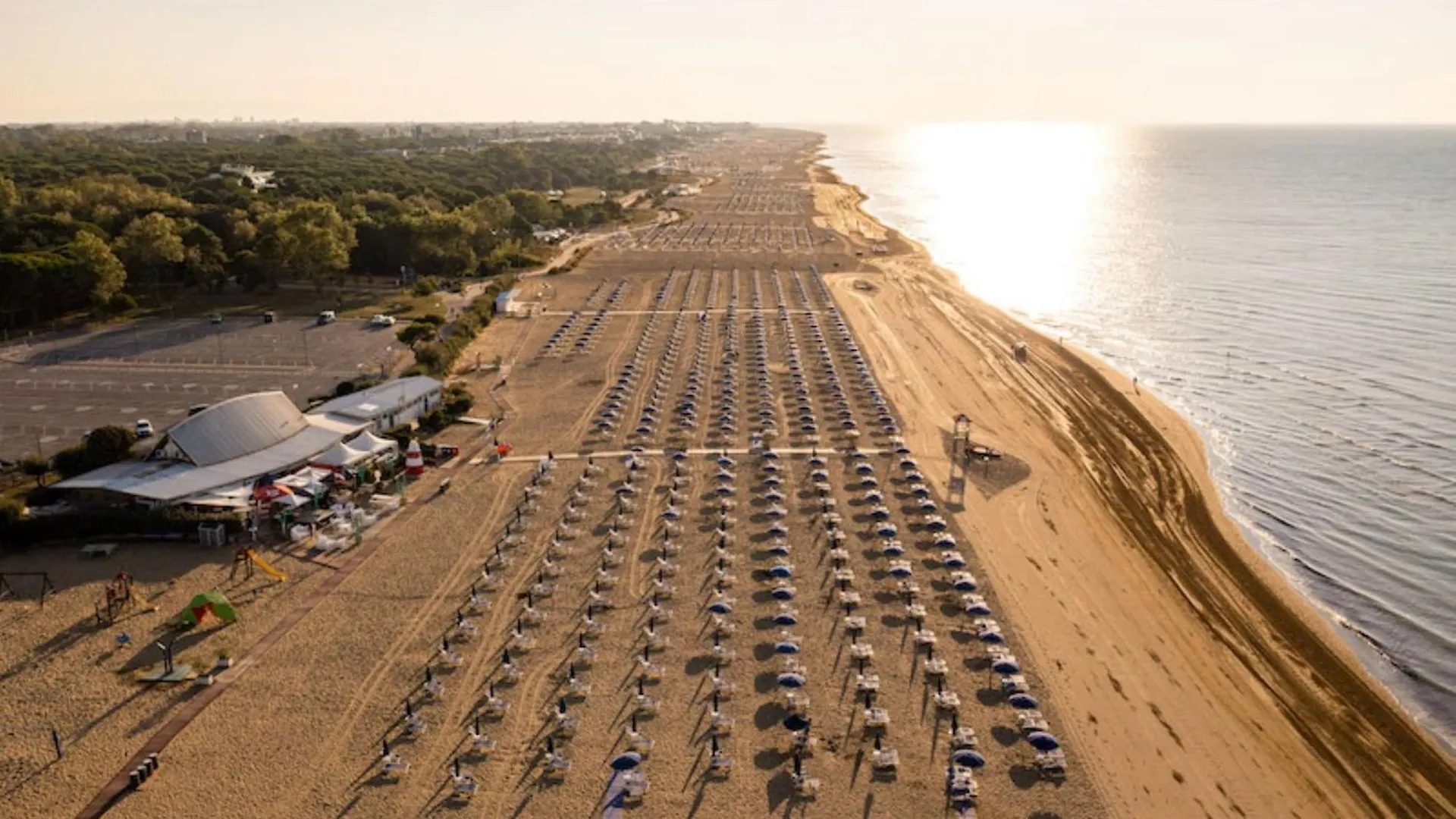 Apartment Flat In Wonderful Resort With Swimming Pools Bibione Italy